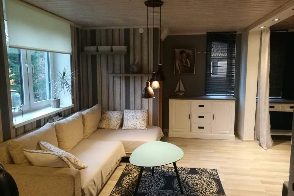 Quiet Place With Garden Studio Apartment Talin Exterior foto
